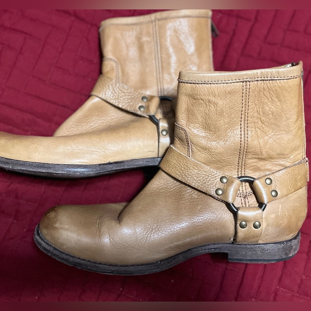 Frye Veronica Harness back zip boots Size 9.5